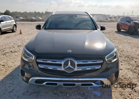 2021 Mercedes-Benz Glc 300 from USA, damaged, VIN W1N0G8DBXMF869965